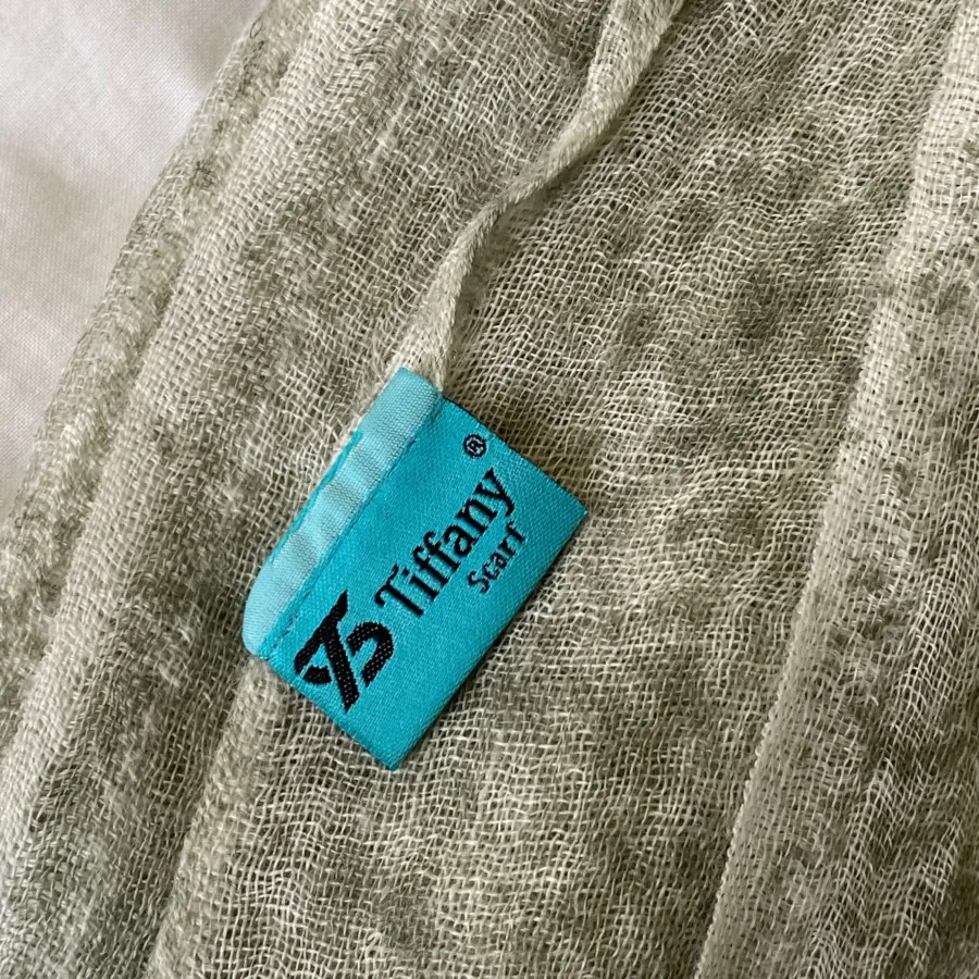 شال کنفی ابرو بادی