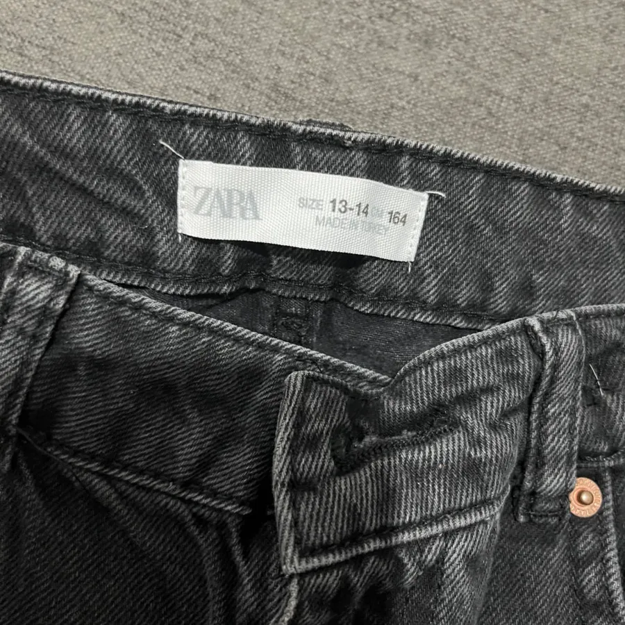 شلوار جین زارا zara