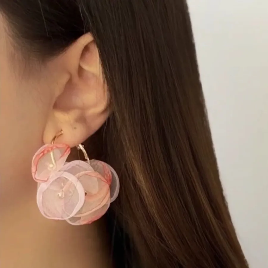 گوشواره شکوفه توری آلمانی