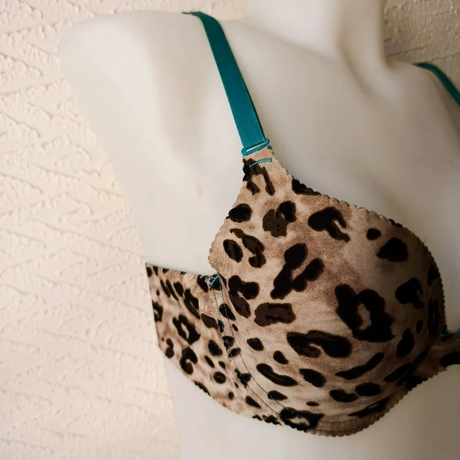 سوتین پلنگی