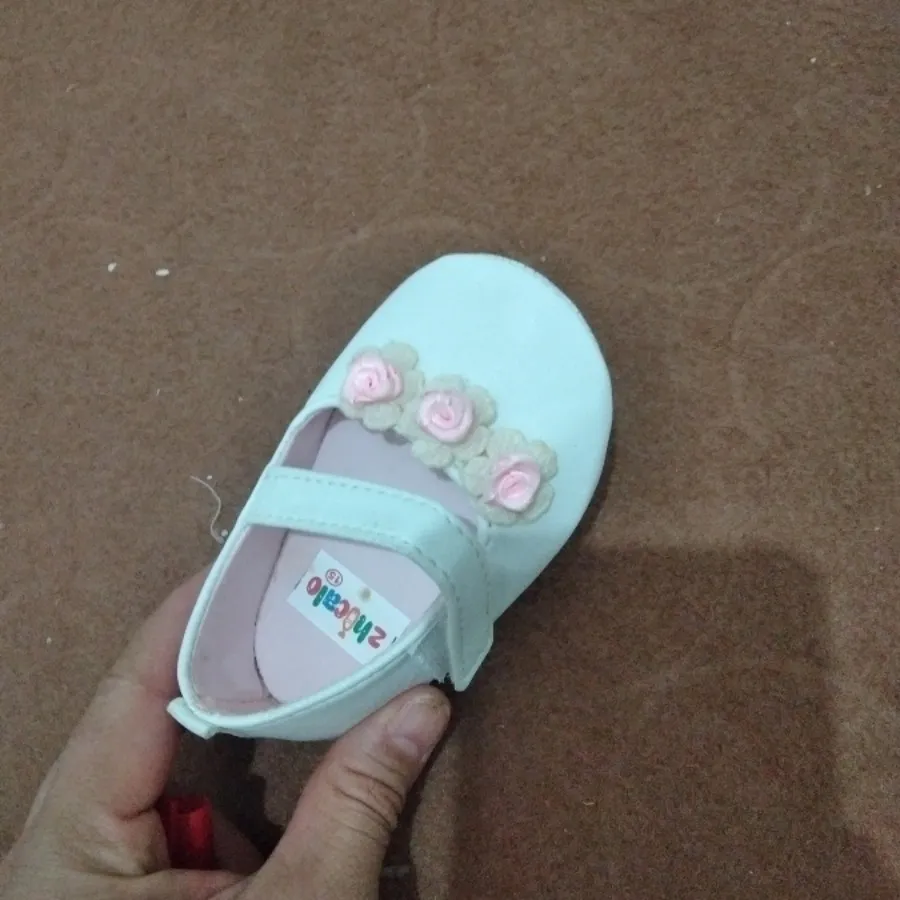 پاپوش نوزادی