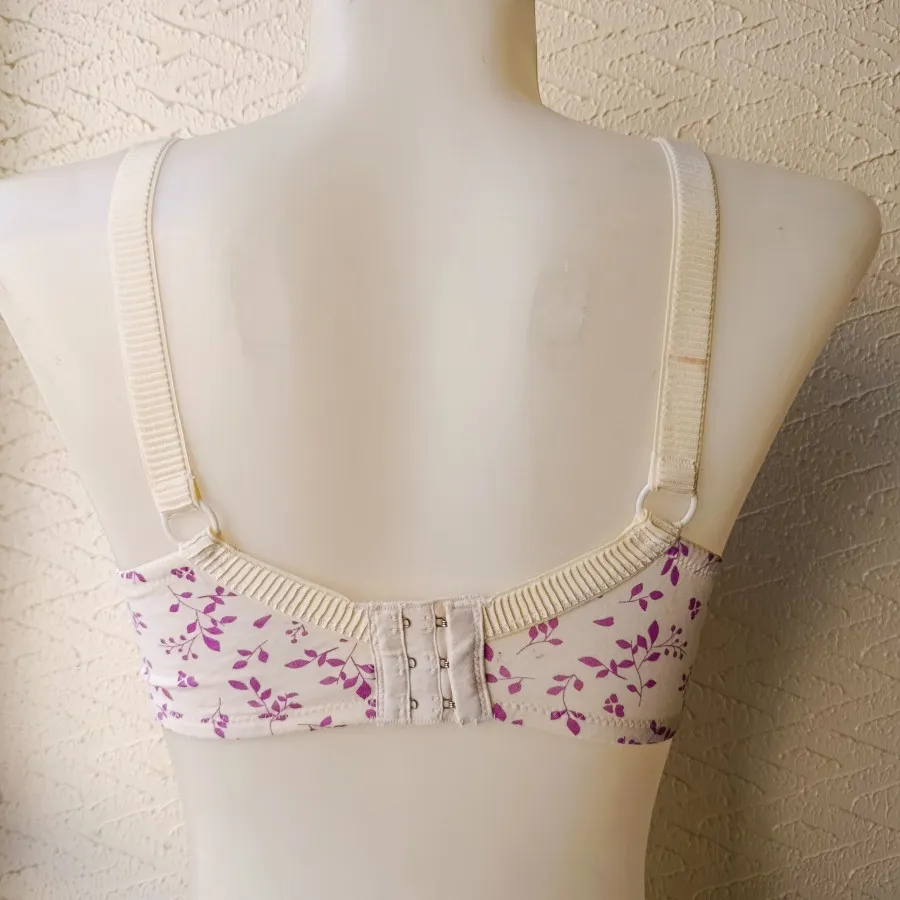 سوتین شیر دهی