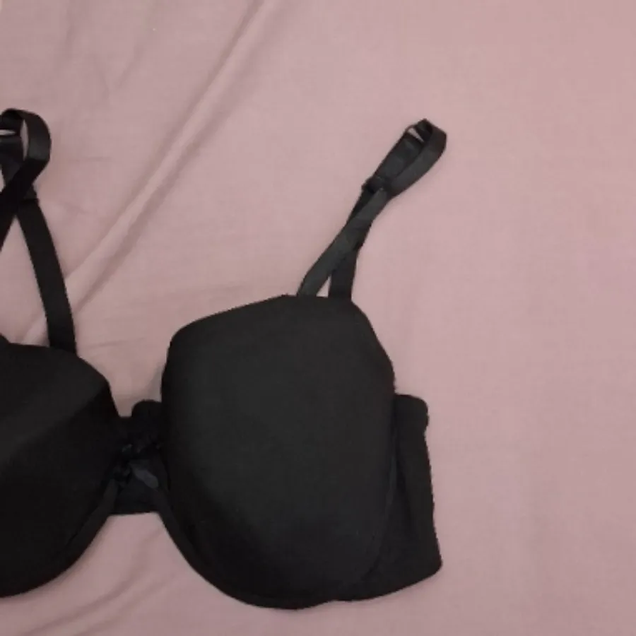 سوتین زنانه