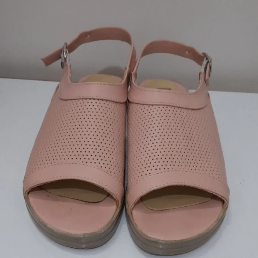 صندل صورتی چرم