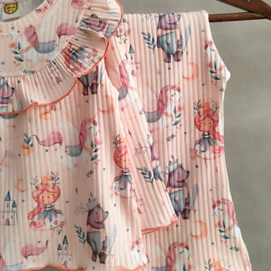 تیشرت شلوار بچگانه