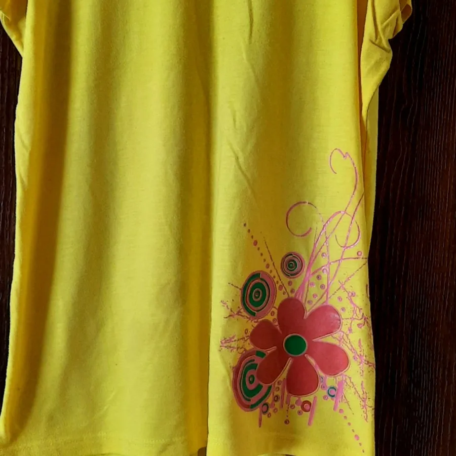 تیشرت زنانه