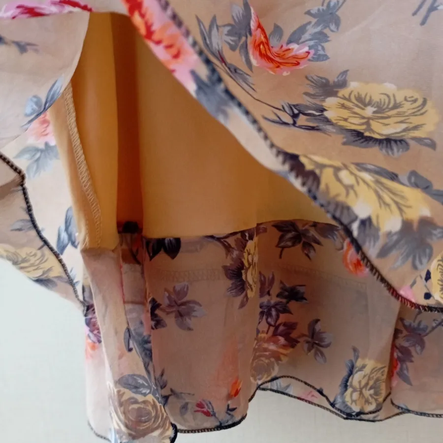 تاپ خاکی گلدار36,38