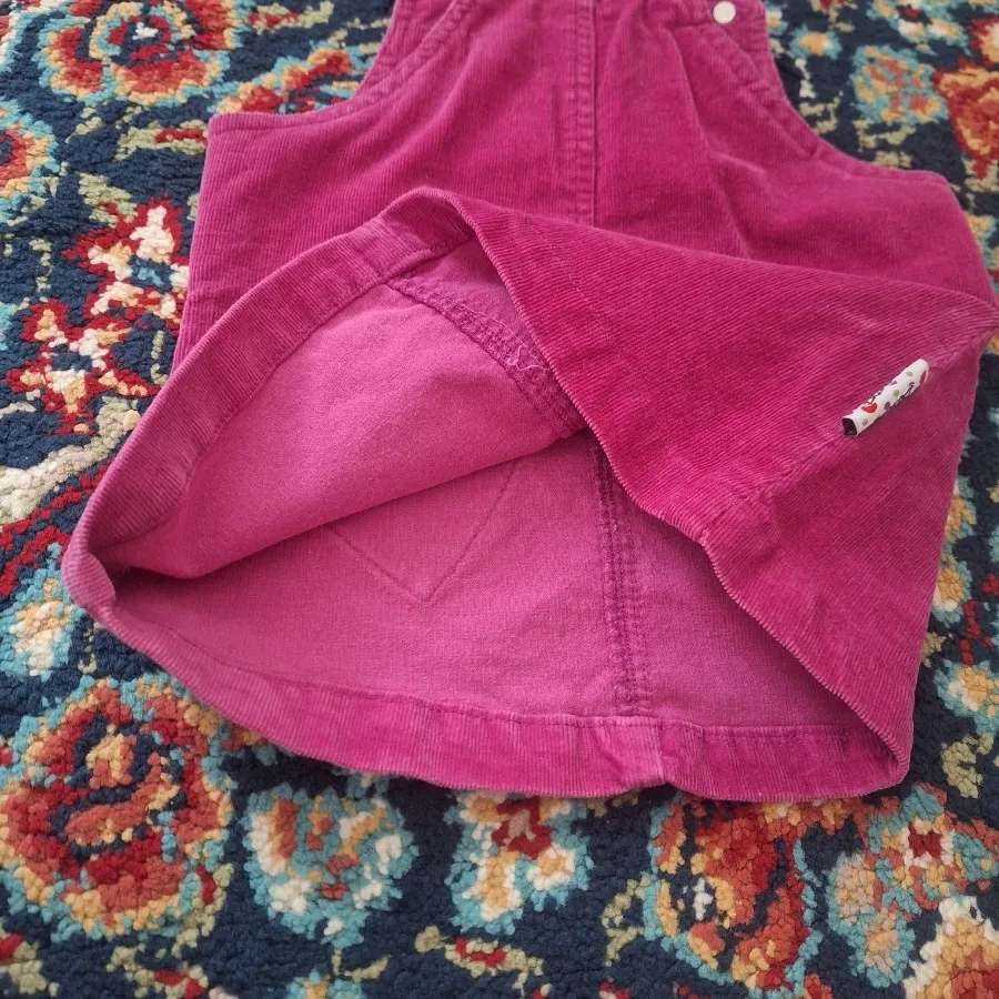 سارافون یا دامن پیشبندی