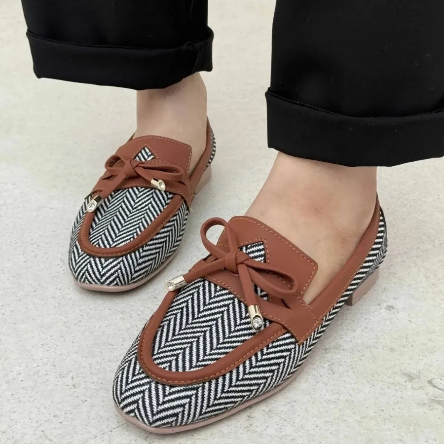 کفش کالج جناغی شیک عسلی