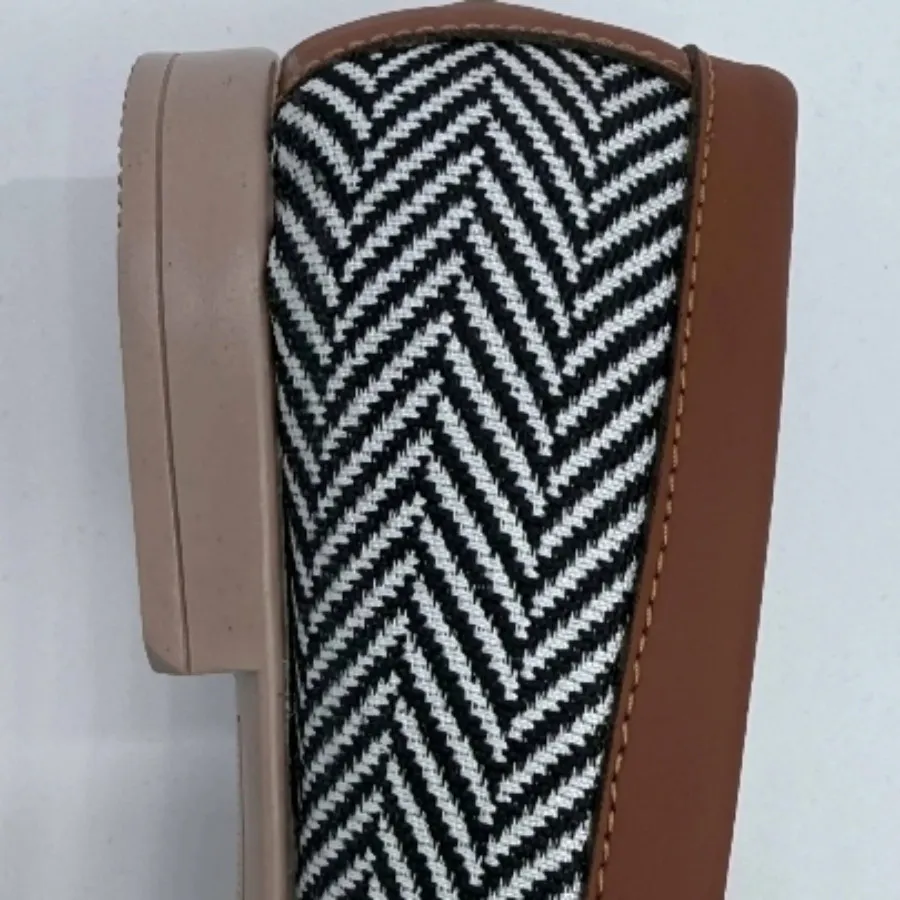 کفش کالج جناغی شیک عسلی