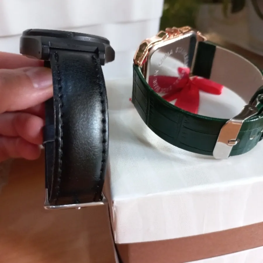 ساعت مچی (مشکی و یشمی)