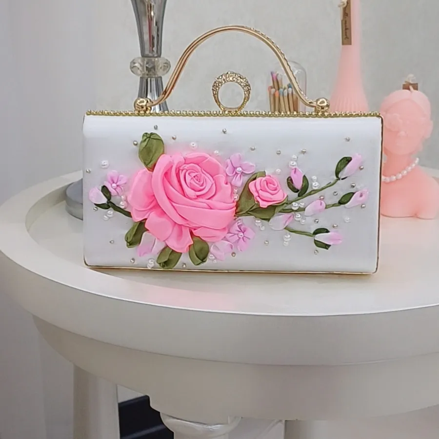 کیف روباندوزی