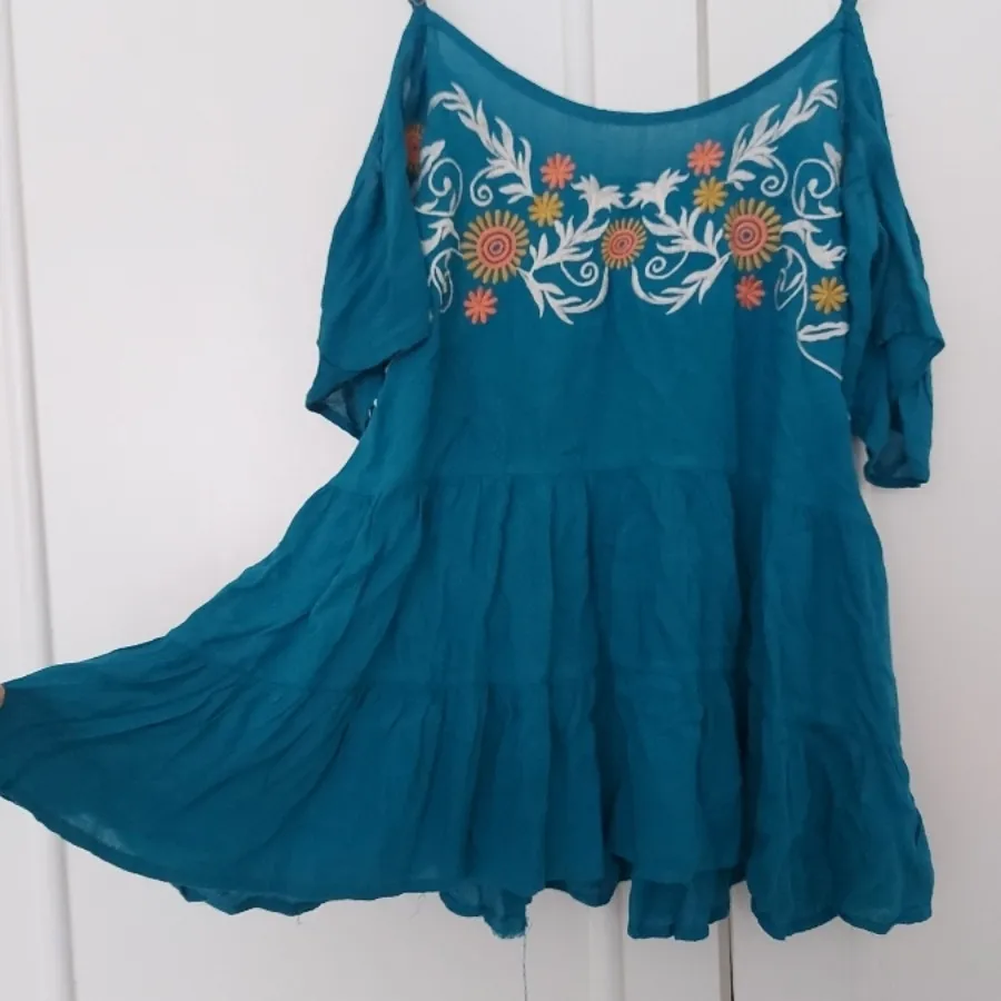 تاپ یا شومیز نخی