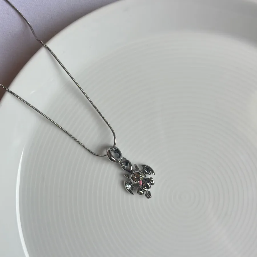 گردنبند چارم