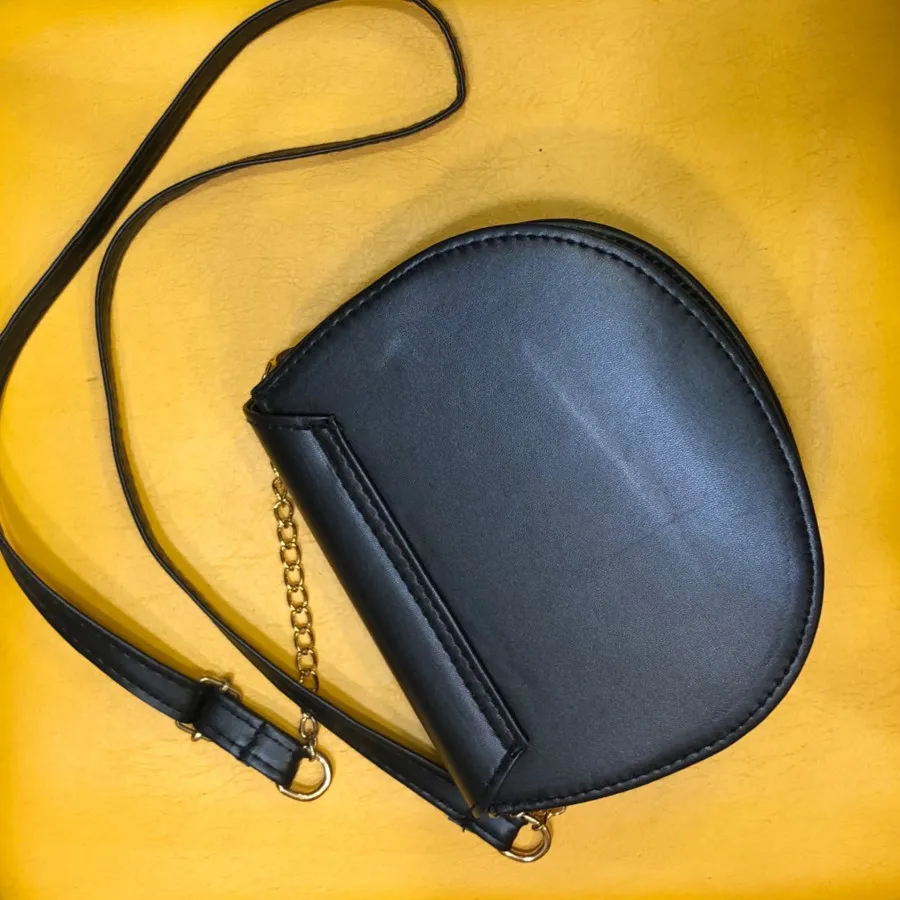 کیف دوشی چرم