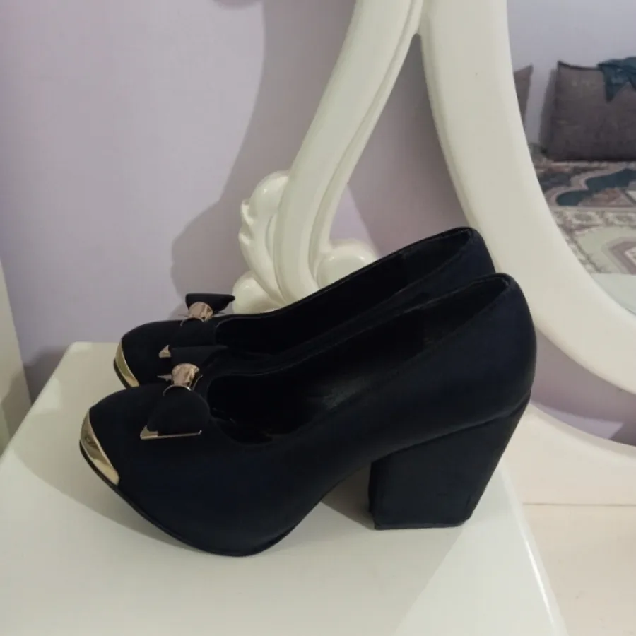 کفش مجلسی زنانه