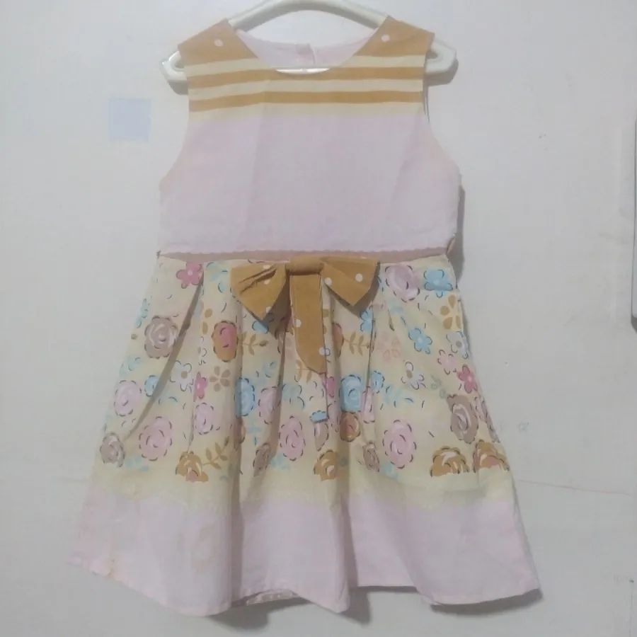 پیراهن خوشرنگ و شیک ?