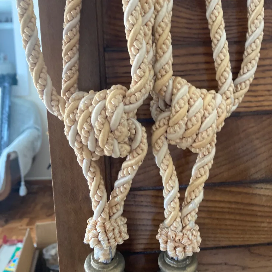 ملزومات پرده