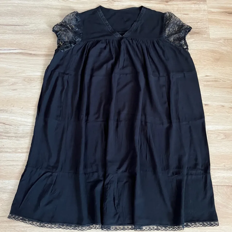 پیراهن نخی مشکی