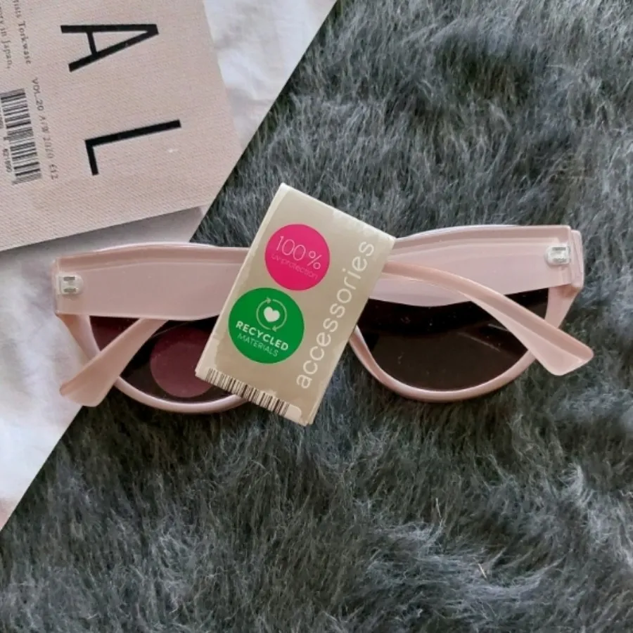 عینک آفتابی اکسسورایز 1