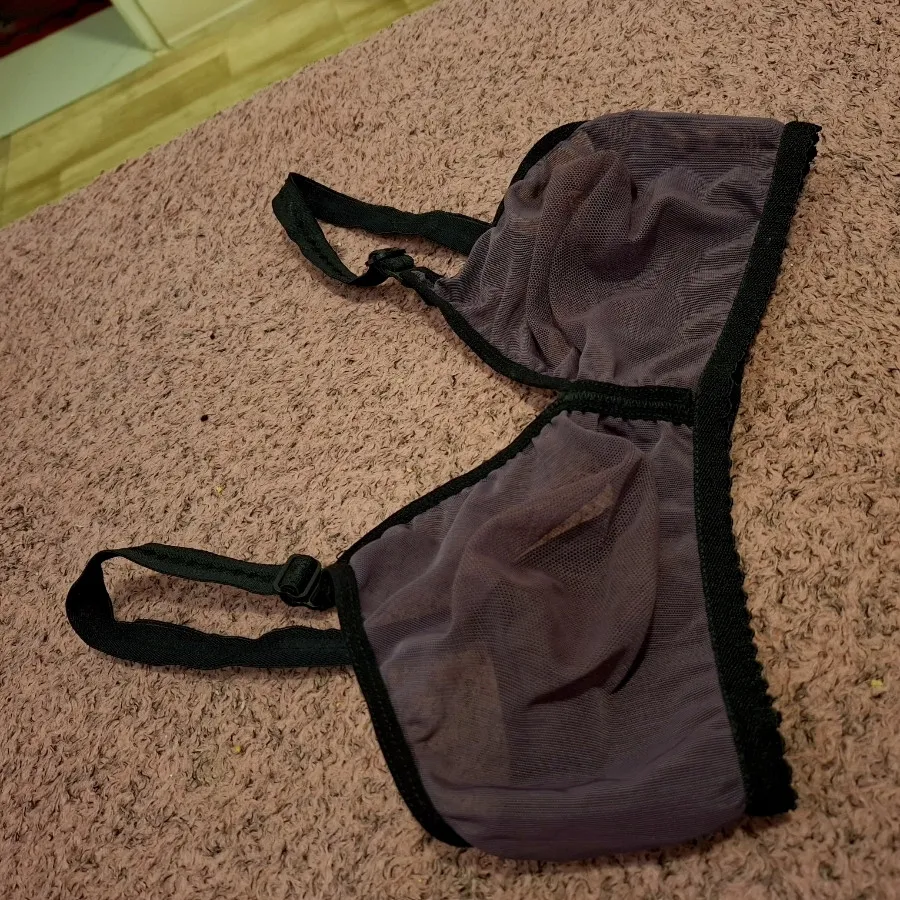 سوتین تابستونی توری بنفش