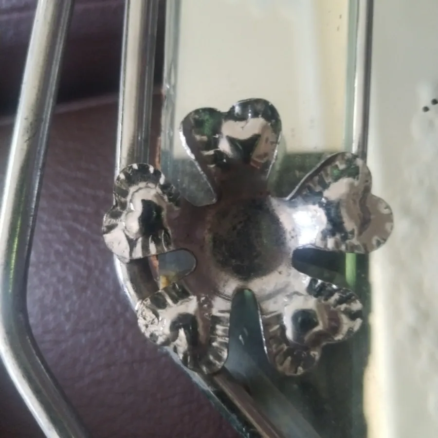 آیینه قدیمی