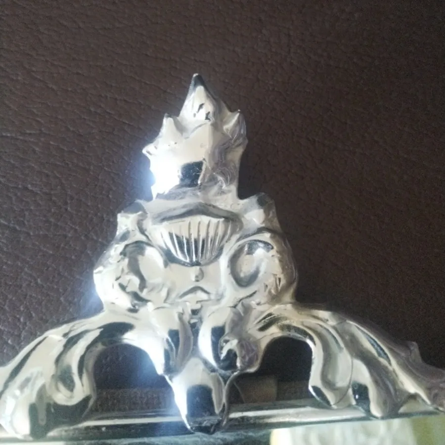 آیینه قدیمی