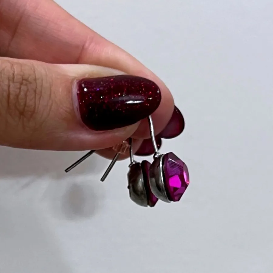 گوشواره سرخابی