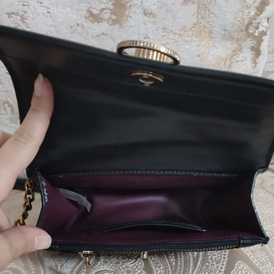 کیف چالرز اندکیت