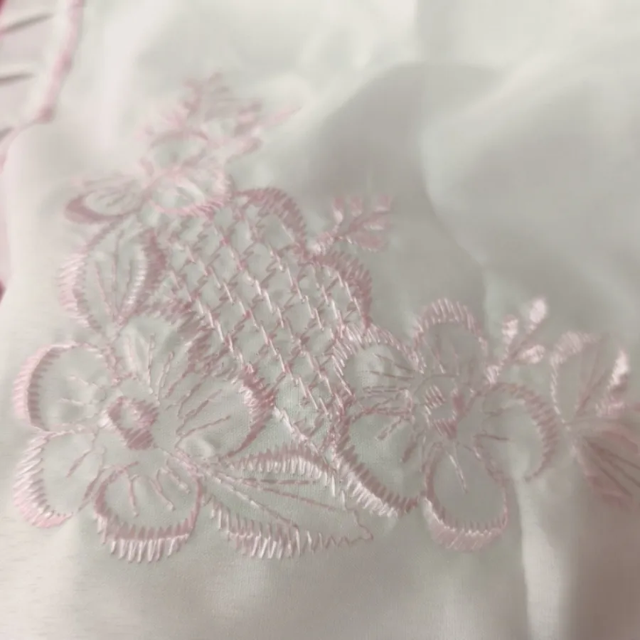 رو بالشتی گلدوزی سفید