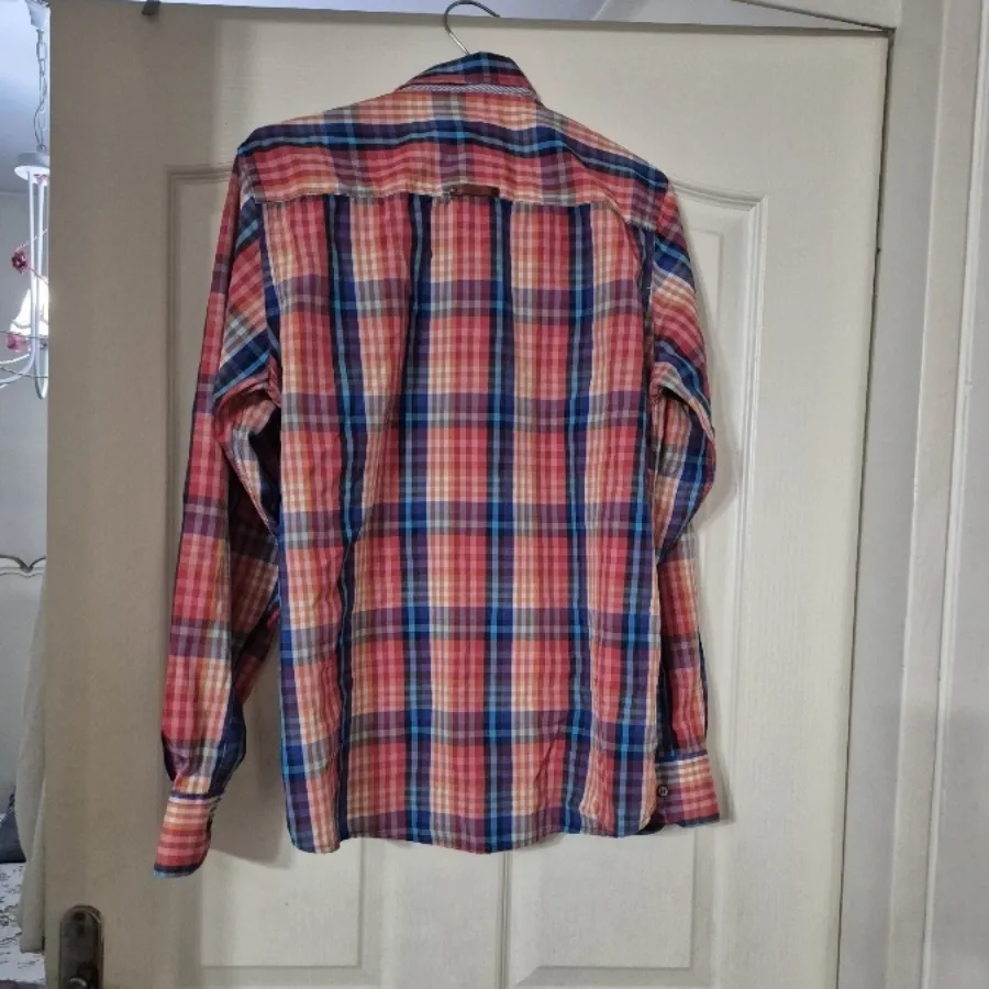 پیراهن مردانه