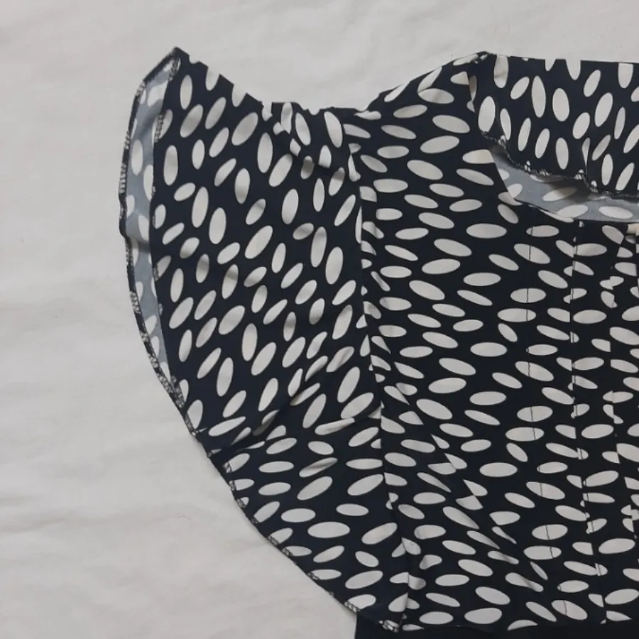 پیراهن خال دار