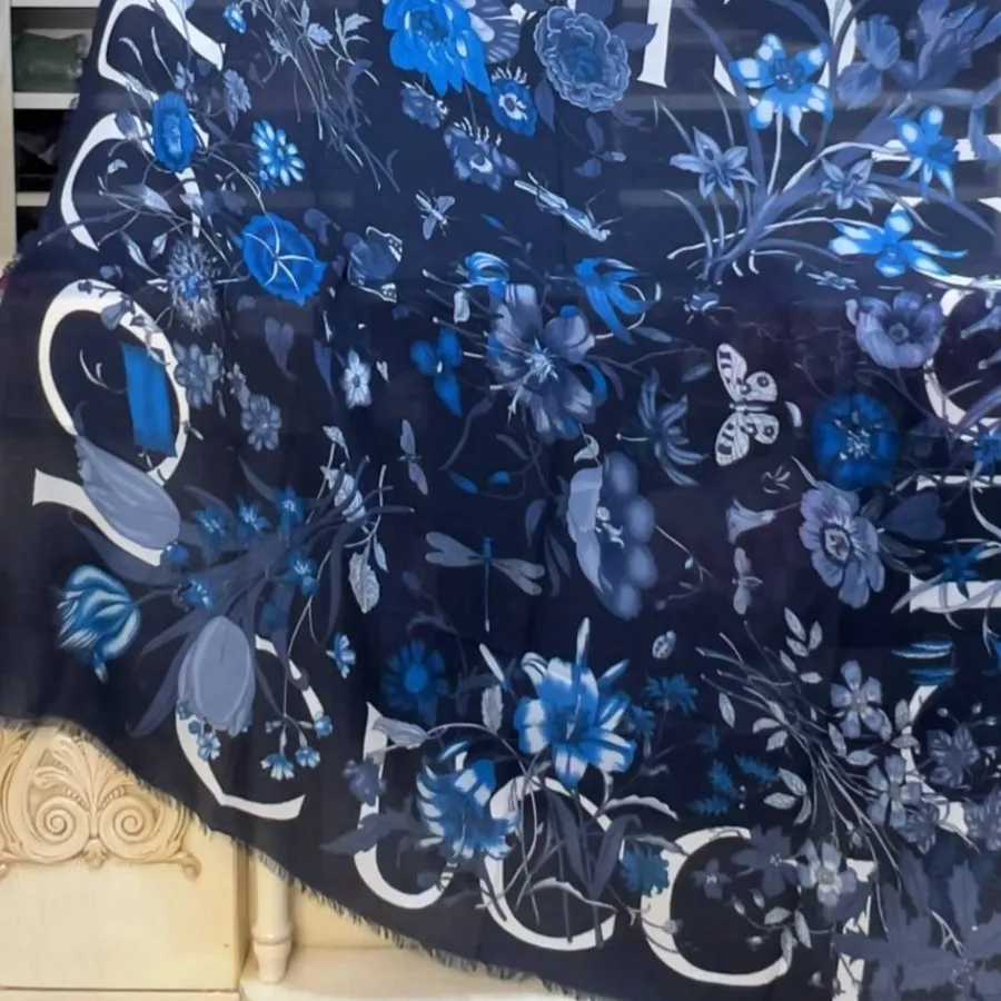 روسری مودال