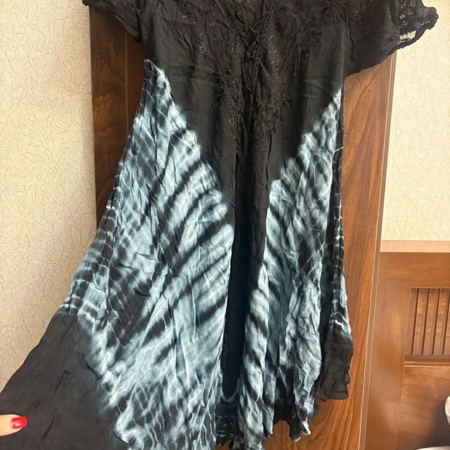 پیراهن نخی مشکی آبی