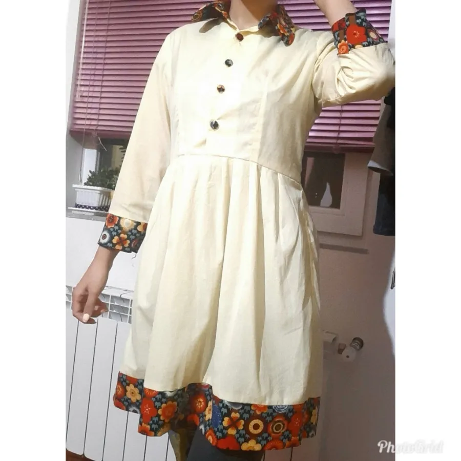 پیرهن زرد رنگ