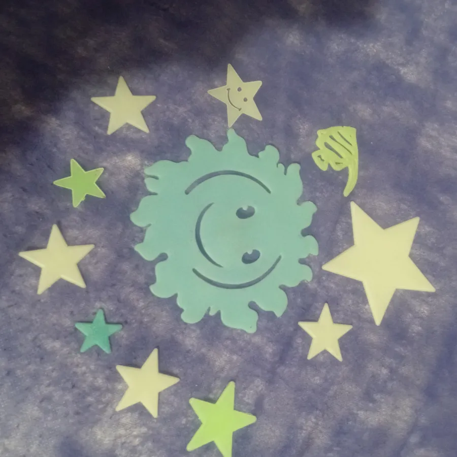 استیکر دیوار