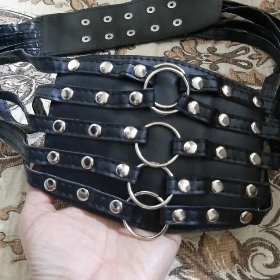 کمر بند زیبا وکار شده