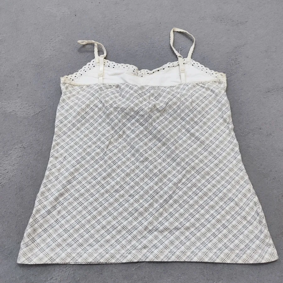 تاپ سوتین دار