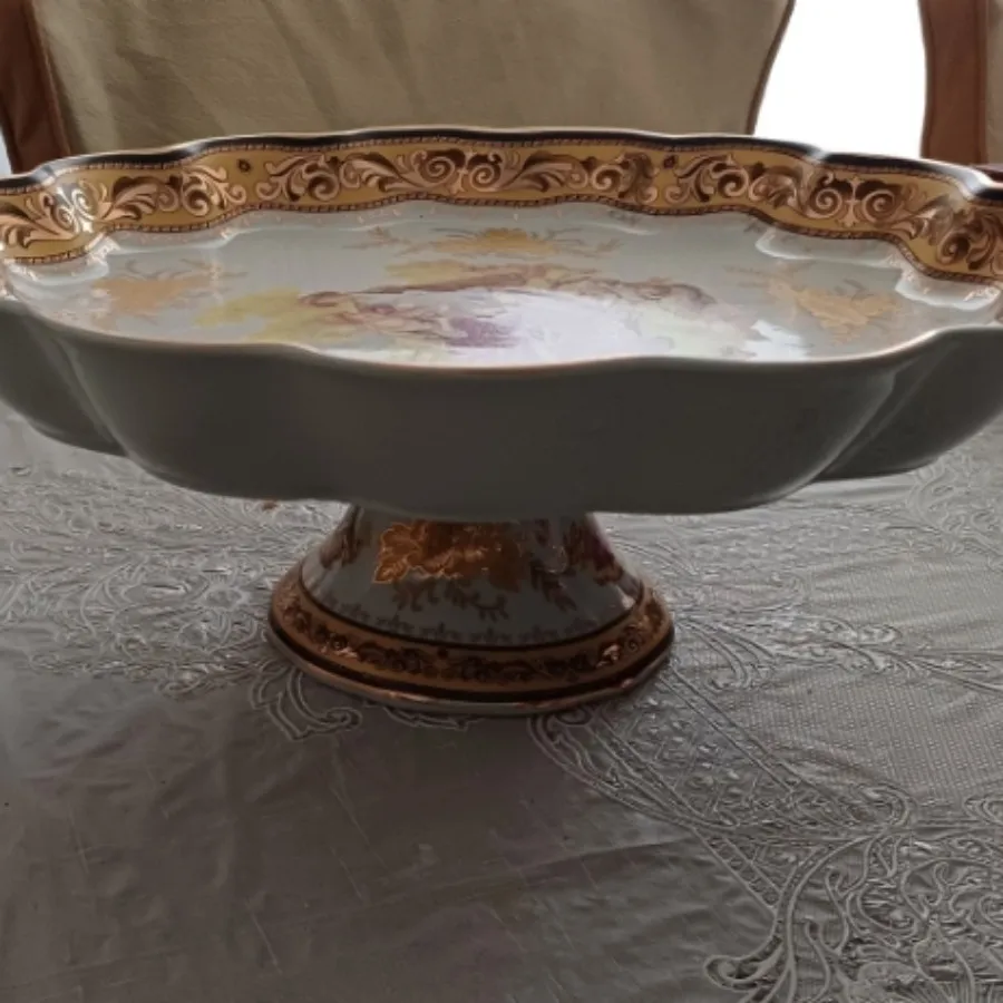 میوه خوری پایه دار