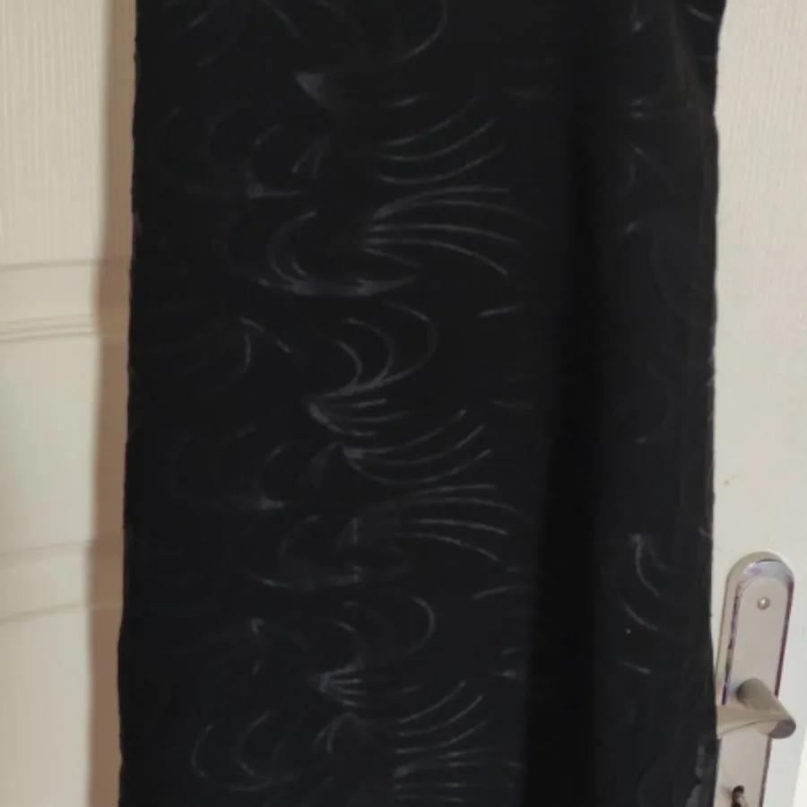 یک قواره پارچه چادر مشکی