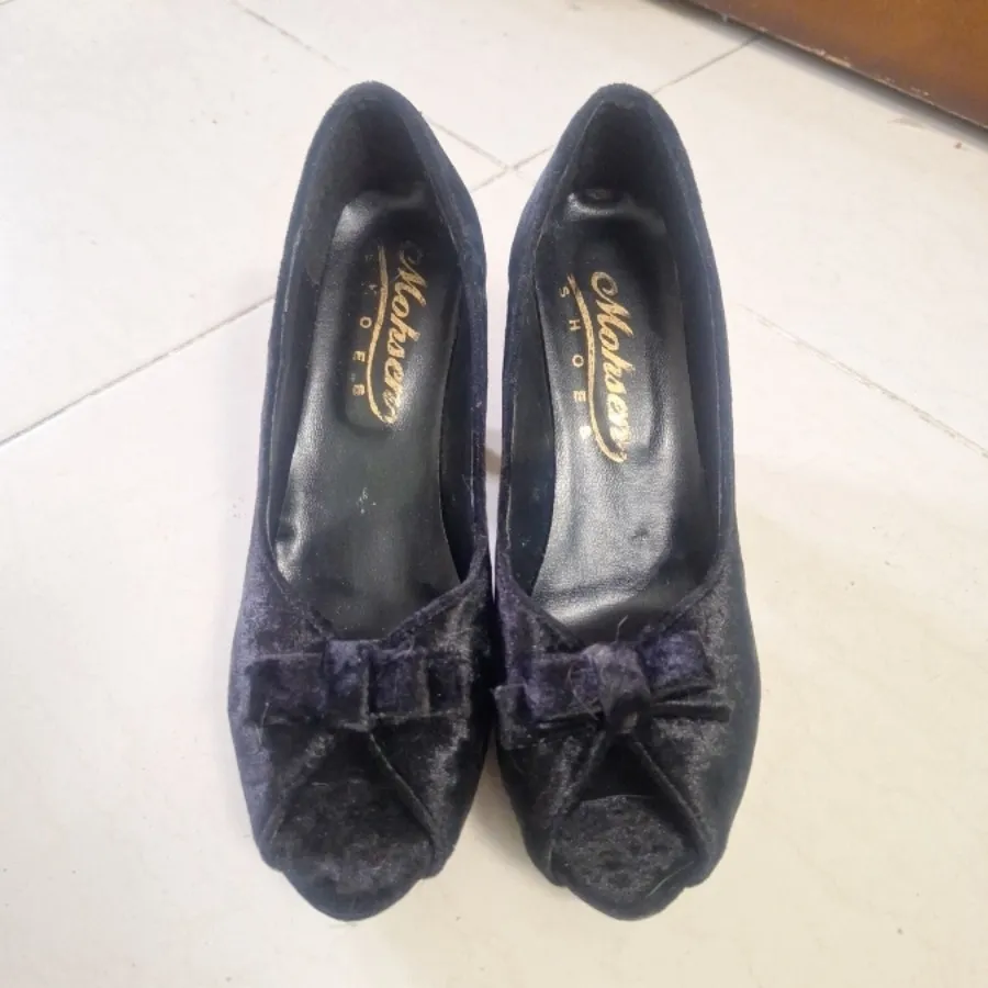 کفش پاشنه دار زنانه