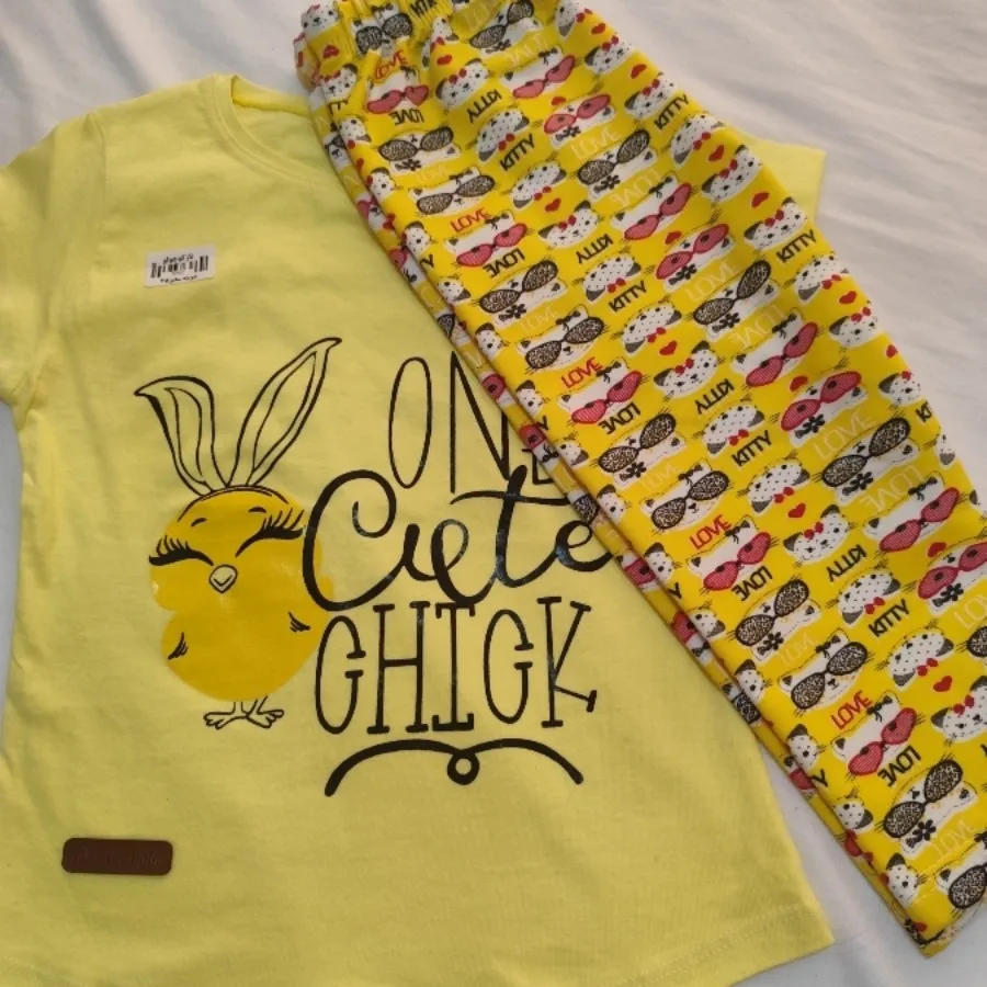 تی شرت و شلوار