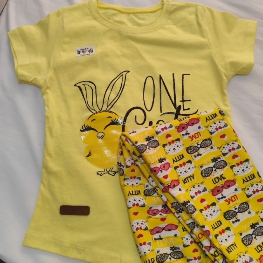 تی شرت و شلوار