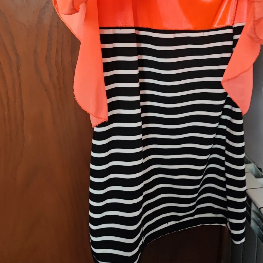 پیراهن دخترانه