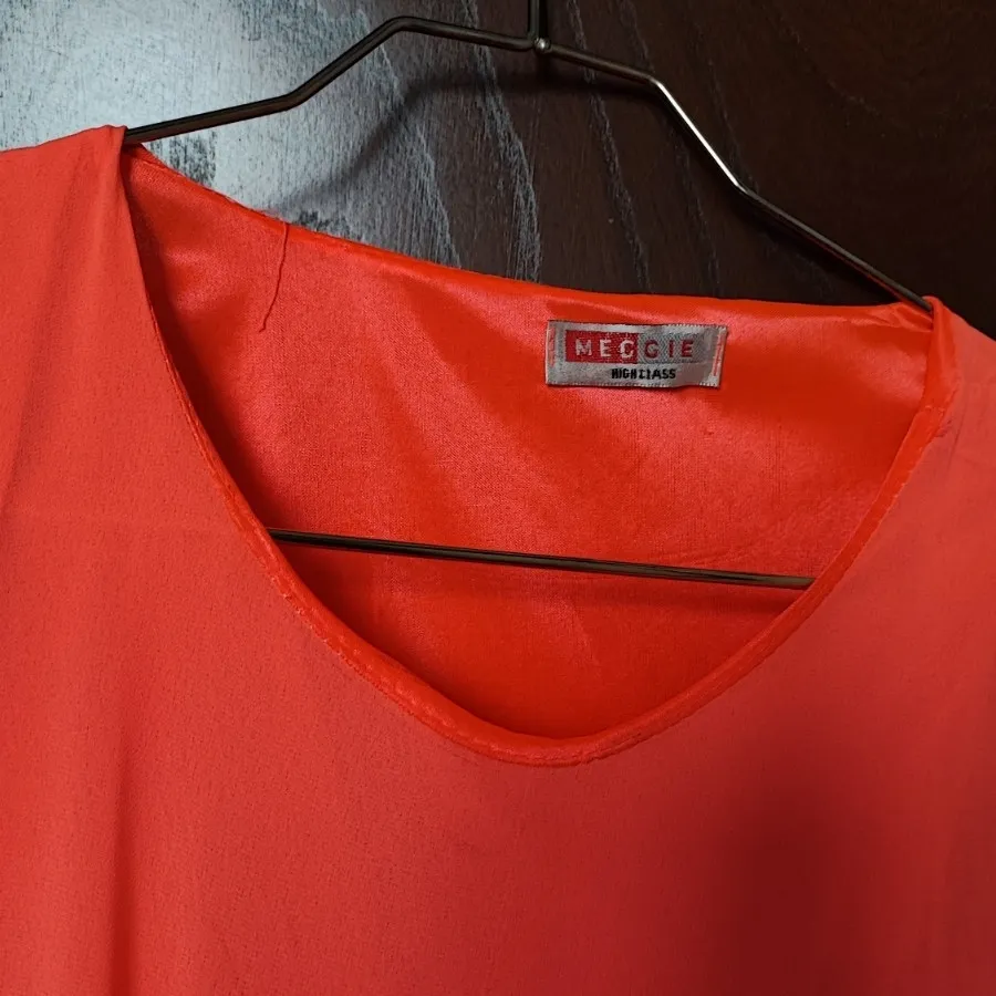 پیراهن دخترانه