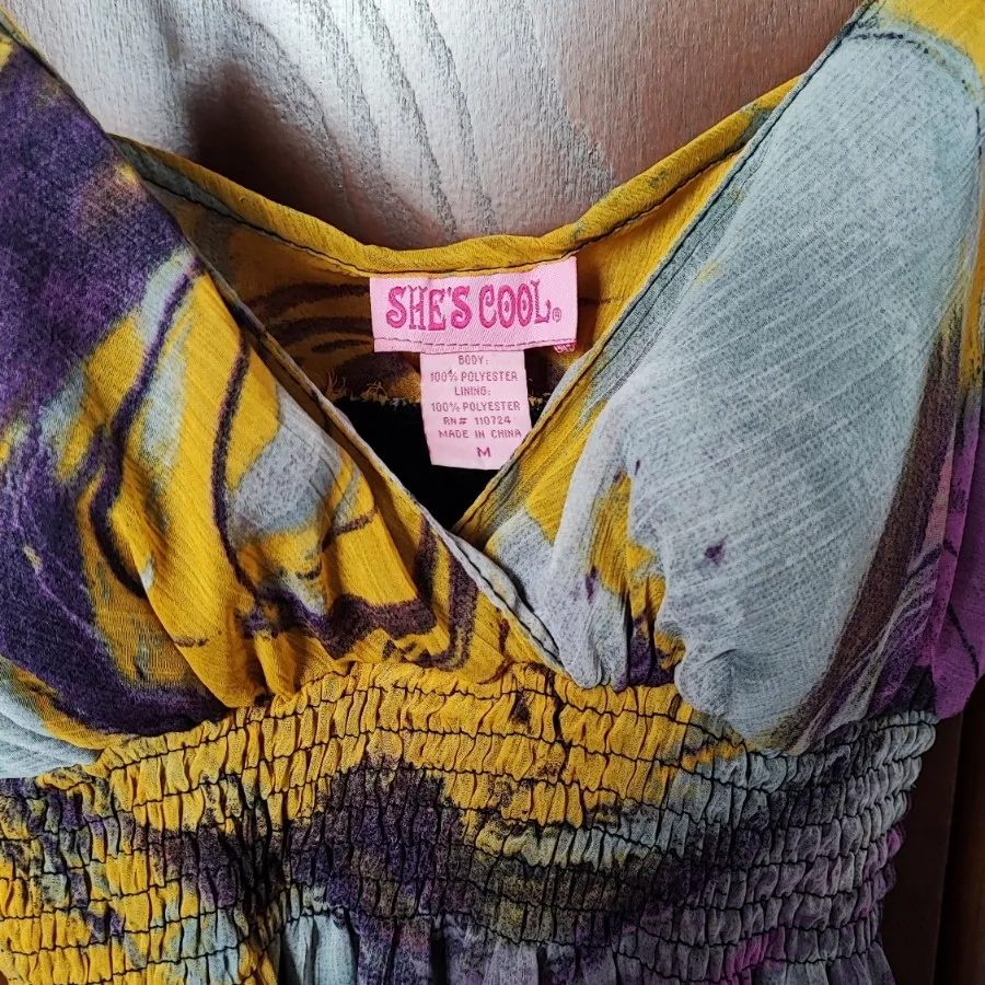 پیراهن زنانه