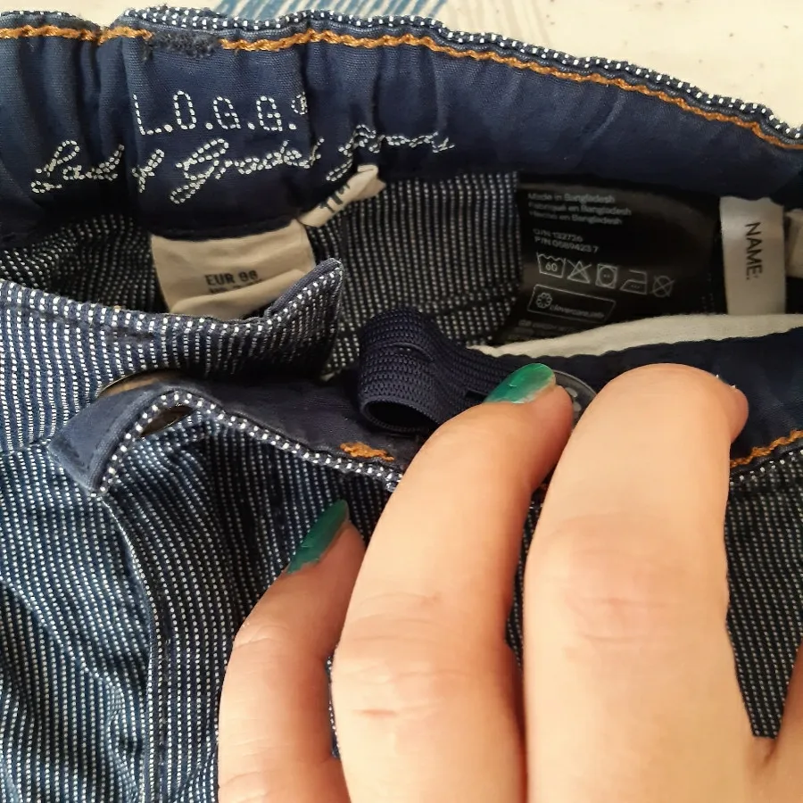 شلوارک بچگانه