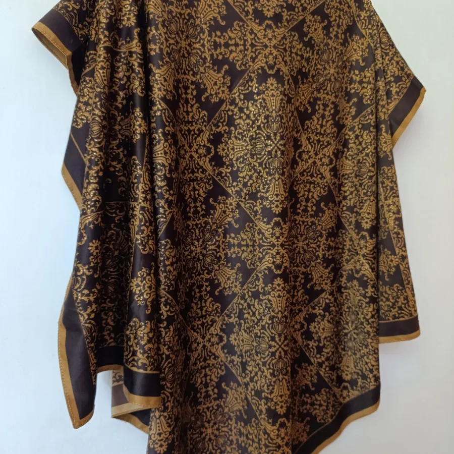 روسری ساتن قهوه ای