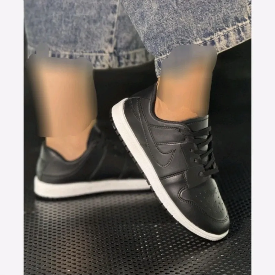 کفش کتونی جدید