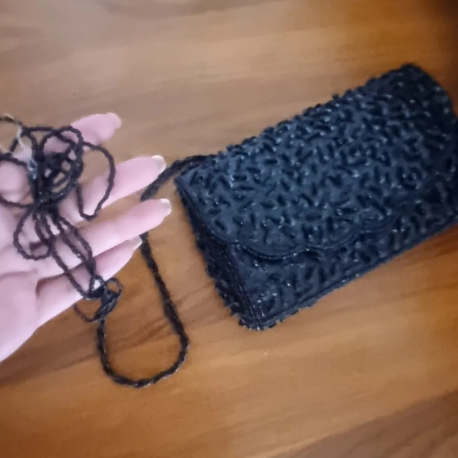 کیف مشکی ملیله دوزی